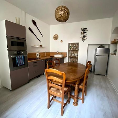 Ferienwohnung Gite Les Domaines Avallon Exterior foto
