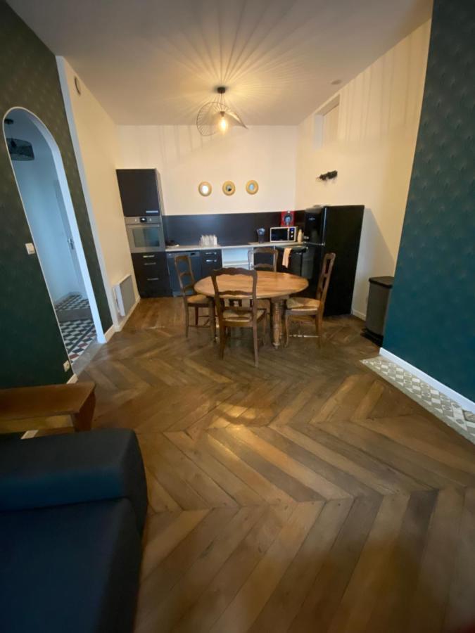 Ferienwohnung Gite Les Domaines Avallon Exterior foto